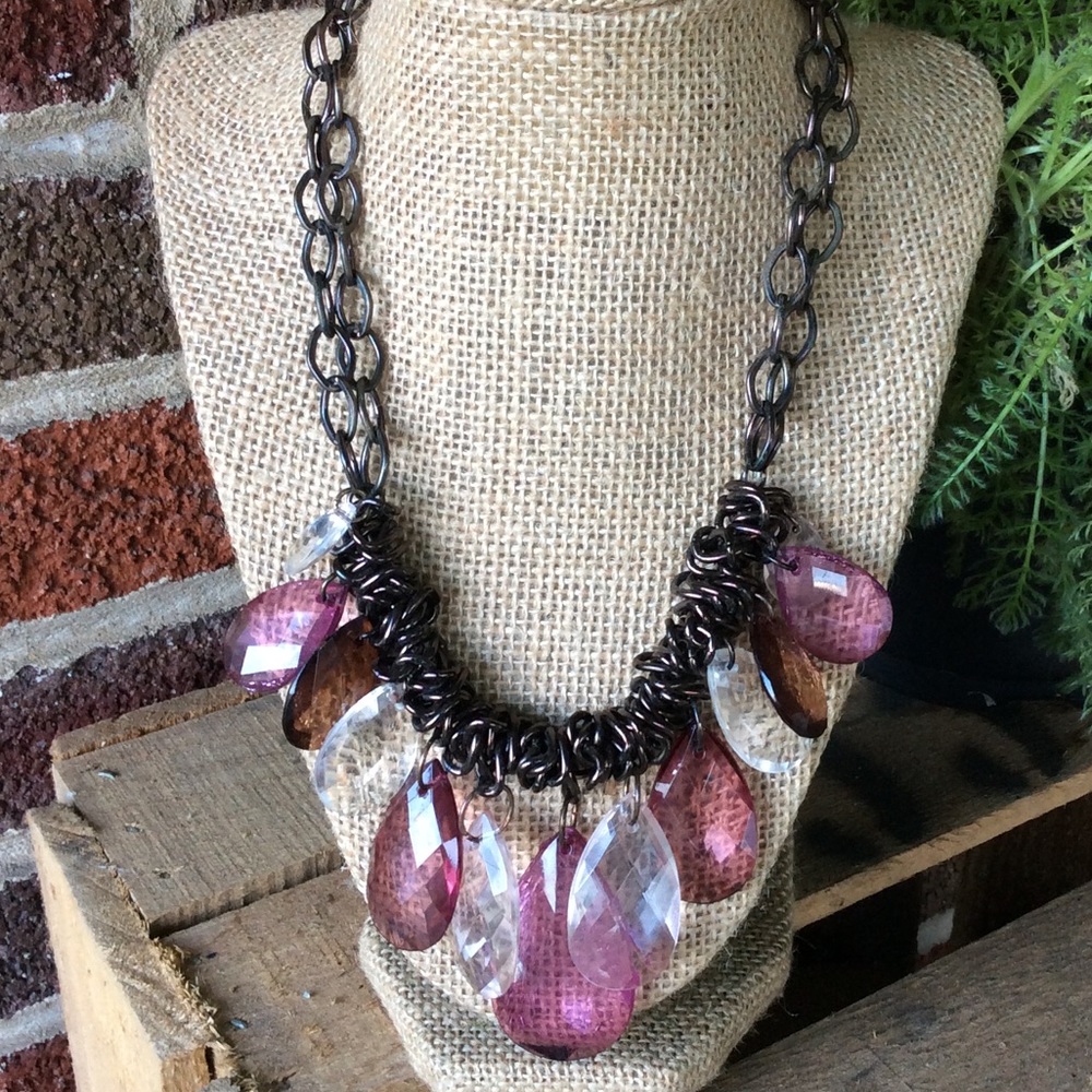 ❤️Be Mine...Necklace pink & clear crystal drops.